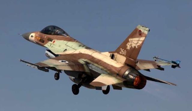 Hundreds of Israelis petition IDF pilots: Refuse orders to bomb Iran