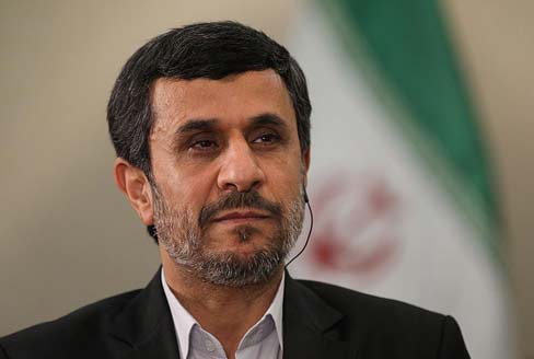 Irans president calls for peaceful solution to Syria crisis