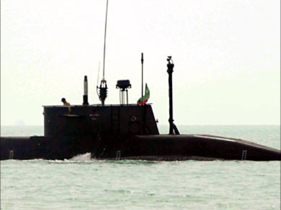 Iran releases "Ghadir" submarines, hovercrafts on water 