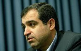 Iran court removes ban on reformist Shargh newspaper