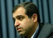 Iran court removes ban on reformist Shargh newspaper