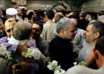 Freed Iranian prisoners arrive in Tehran