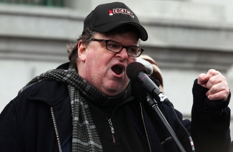 Michael Moore says he wants to visit Iran, with or without an invitation