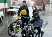 Photos: Russian couple ride bicycles across Iran  <img src="https://cdn.theiranproject.com/images/picture_icon.png" width="16" height="16" border="0" align="top">