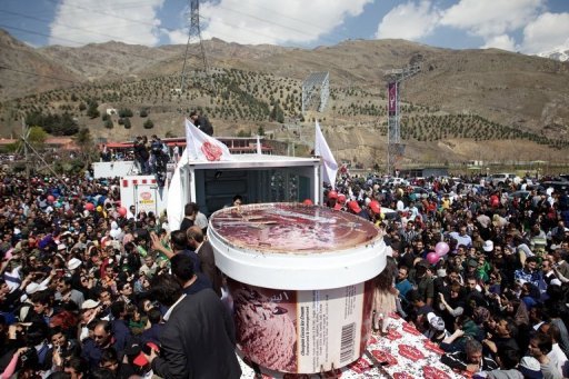 Iran company aims for record with huge ice cream