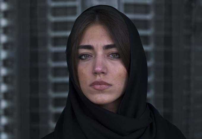 Through story, a look into Iran: Newsha Tavakolians portraiture