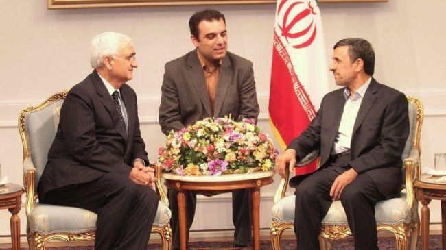 Hegemons oppose nations with potential to go global: Ahmadinejad