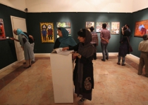 Tehran art auction lures spenders amid hard times