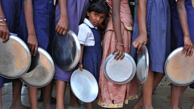 20 children die of free school meal in India