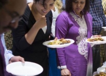 British Muslims organize Big Iftar during Ramadan