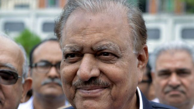Pakistan lawmakers elects Mamnoon Hussain as new president