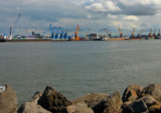 Anzali port expansion starts 