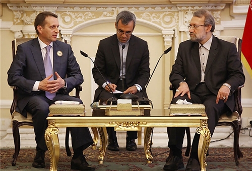 Iranian, Russian speakers discuss regional developments