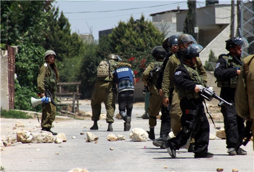 Israeli forces detain 6 Palestinians in Nablus