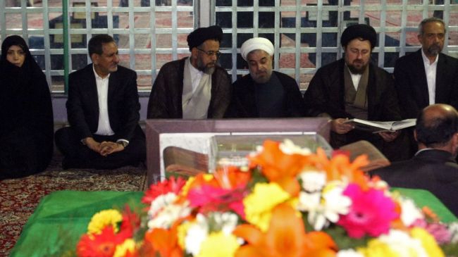 Iranian president, Cabinet reassert allegiance to late Imam Khomeini