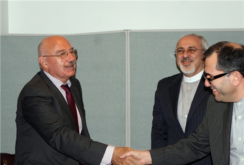 Iranian, Hungarian FMs meet in New York 