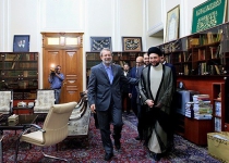  Larijani, Hakim meet in Tehran  <img src="https://cdn.theiranproject.com/images/picture_icon.png" width="16" height="16" border="0" align="top">