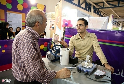 Iranian companies, research centers present more mature products in Iran Nano 2013