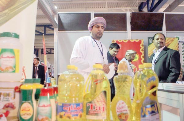Oman takes part in OIC trade expo in Tehran