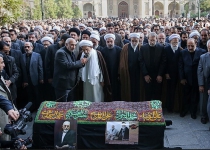 Photos : Habibollah Asgaroladi funeral procession in Tehran   <img src="https://cdn.theiranproject.com/images/picture_icon.png" width="16" height="16" border="0" align="top">