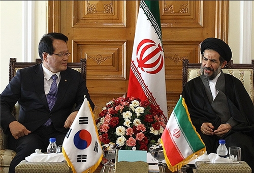 Iran, South Korea discuss expansion of ties