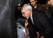 Photos: Zarif arrival in Tehran after reaching agreement in Geneva  <img src="https://cdn.theiranproject.com/images/picture_icon.png" width="16" height="16" border="0" align="top">