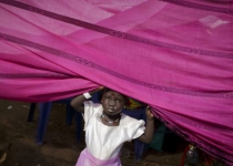 South Sudan conflict: Fears for isolated children