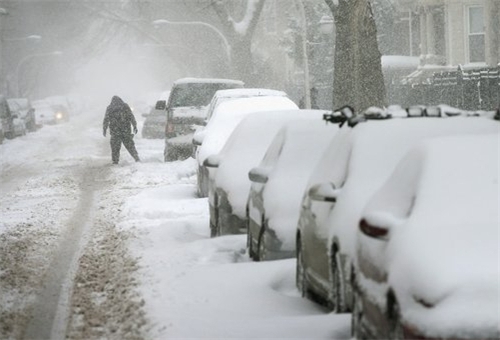 At least 16 die in severe US snowstorms