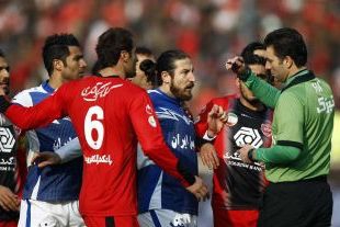 Persepolis and Esteghlal players handed one-match ban