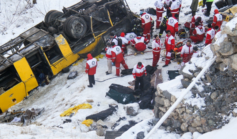 Bus crash kills 18, rescue operation continues
