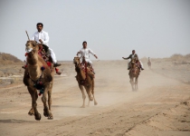 Photos: Camel riding race in Iran  <img src="https://cdn.theiranproject.com/images/picture_icon.png" width="16" height="16" border="0" align="top">