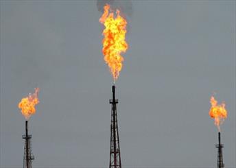 Iran steps closer to Qatar, producing natural gas