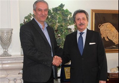 IFF president Kaffashian meets Portuguese ambassador 