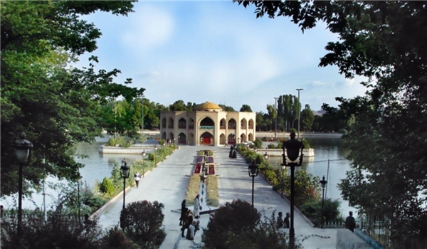 Iran cradle of tourist sites