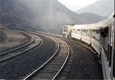 Iran eager to develop cooperation with Italy in railway industry
