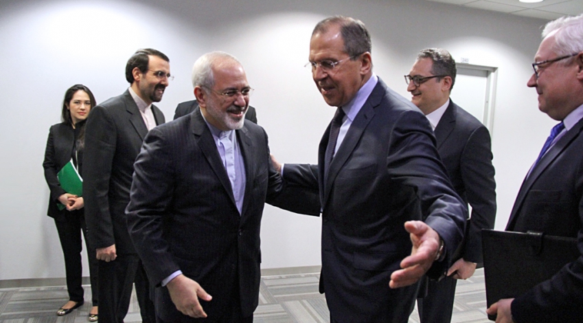 Iranian, Russian FMs confer on bilateral, regional issues