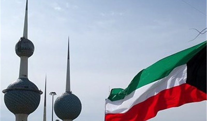 Iran, Kuwait confer on closer economic ties 
