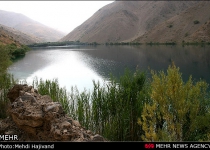 Photos: Gahar Lake, Lorestan province  <img src="https://cdn.theiranproject.com/images/picture_icon.png" width="16" height="16" border="0" align="top">