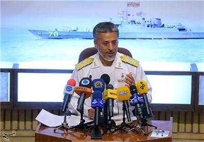 Omani naval fleet docks at Irans southern port 