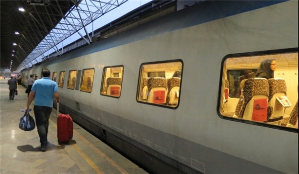 Iran, China ink contract to electrify Tehran-Mashhad railway