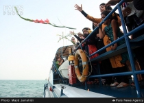 Photos: Iran marks flight 655 tragedy and victims of US navy  <img src="https://cdn.theiranproject.com/images/picture_icon.png" width="16" height="16" border="0" align="top">