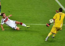 Goetze strikes as Germany win World Cup