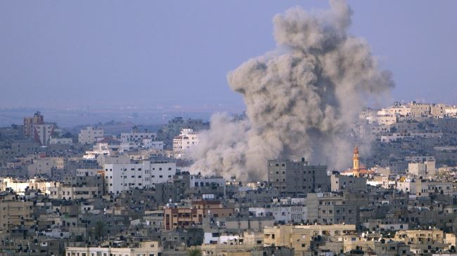 Israel pitilessly pounds Gaza with impunity
