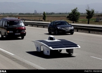 Iranian solar car breaks record in US race