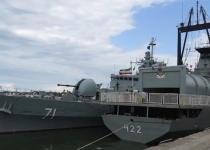 Iranian warships return home