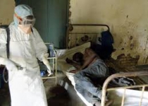 Ebola drug panel set by WHO to weigh unproven drugs use