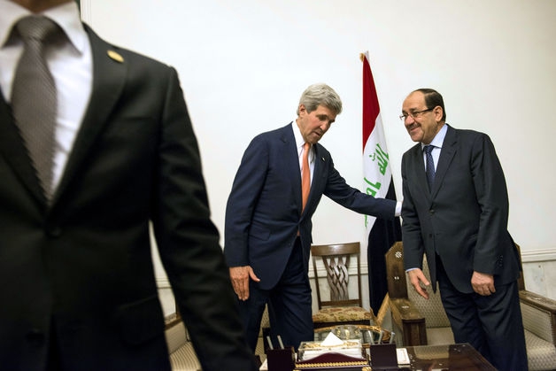 Kerry pulls U.S. support for Maliki as militants gain