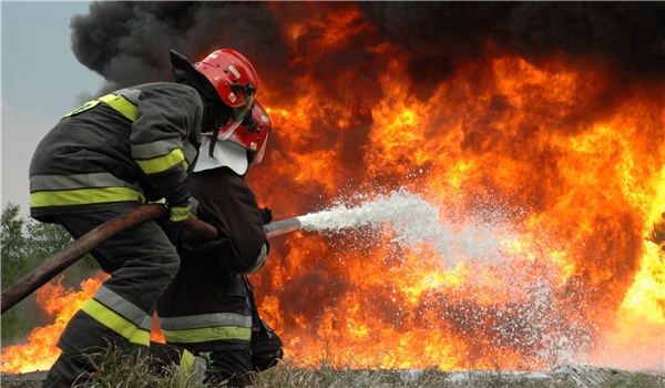 Fire breaks out in bitumen factory near Tehran