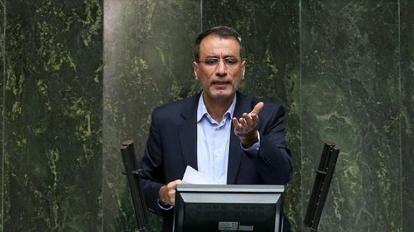 Iran daily: Hardliners attack Rouhani with attempt to remove Science Minister