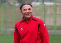 Hamid Derakhshan named Persepolis coach 